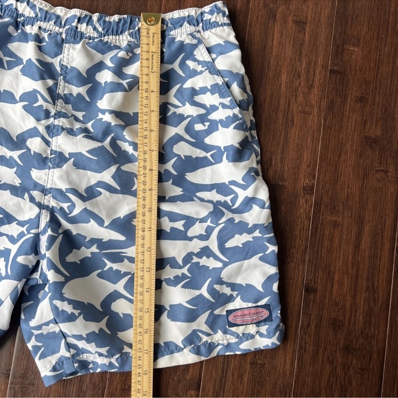 Men’s Vineyard Vines Shark Whale Swim Shorts Trunks Medium w/ Pouch - Picture 4 of 11
